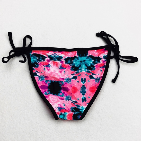 Xhilaration String Bikini Bottoms - Picture 2 of 6